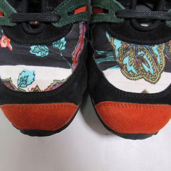 Balenciaga Women's Multicolor Fabric Suede Leather Sneaker Shoes Size 8.5 US W - Picture 12 of 12